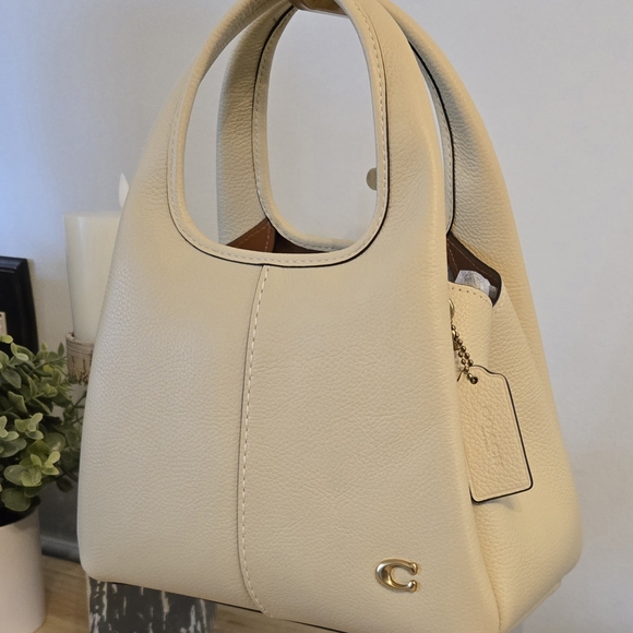 Coach Lana Shoulder Bag 23 – Moonlight NWT - Picture 4 of 5